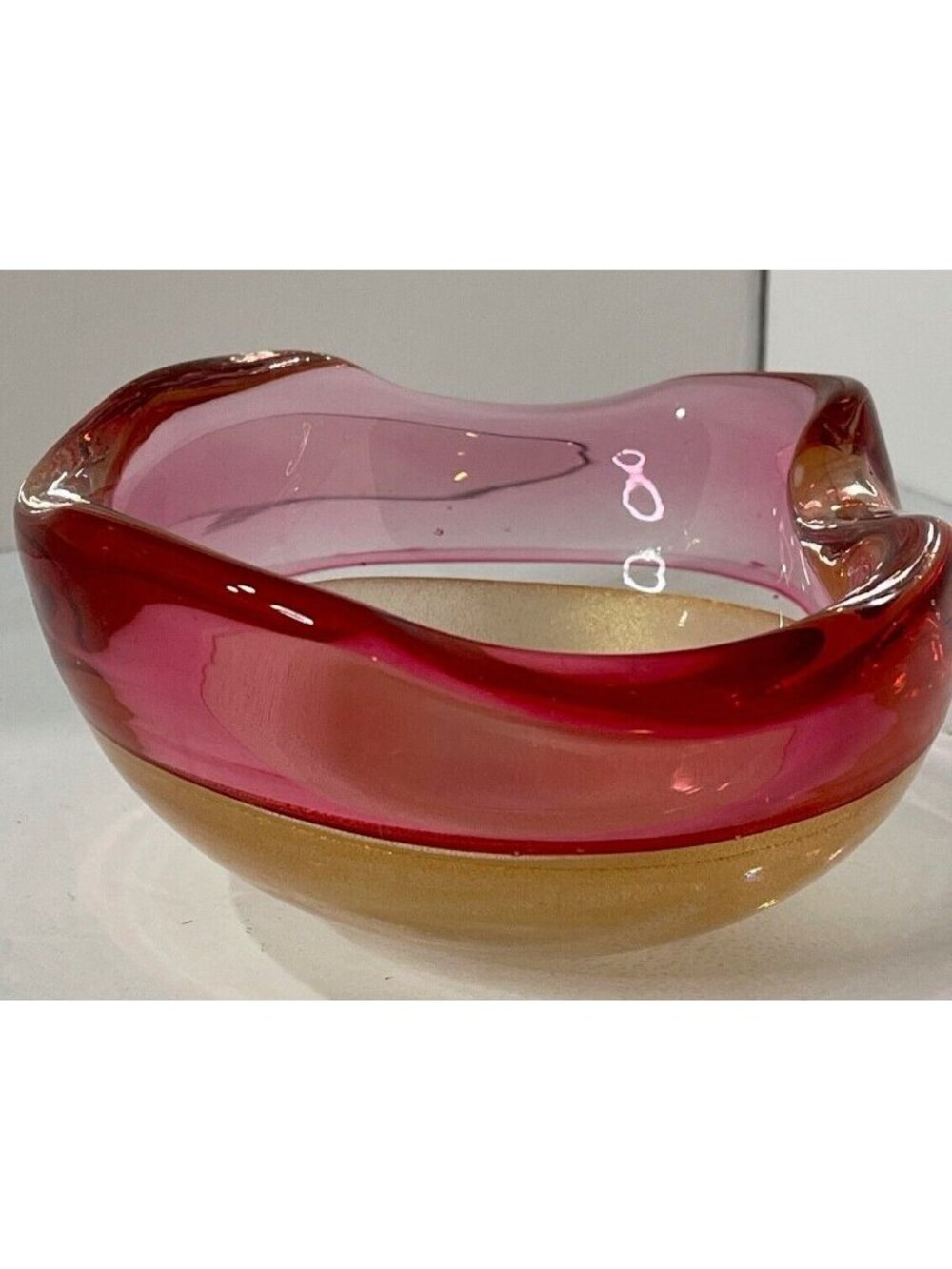 Murano Art Glass Element Shell Bowl Pink with Rose Gold Flecks Metallic